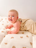 Load image into Gallery viewer, Fluffy cloud bed | Bear