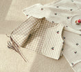 Load image into Gallery viewer, Reversible Quilted Vest
