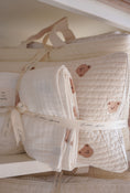 Load image into Gallery viewer, Gift set | Nap bed Dream with gauze blanket
