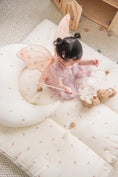 Load image into Gallery viewer, Fluffy cloud bed | Tulip
