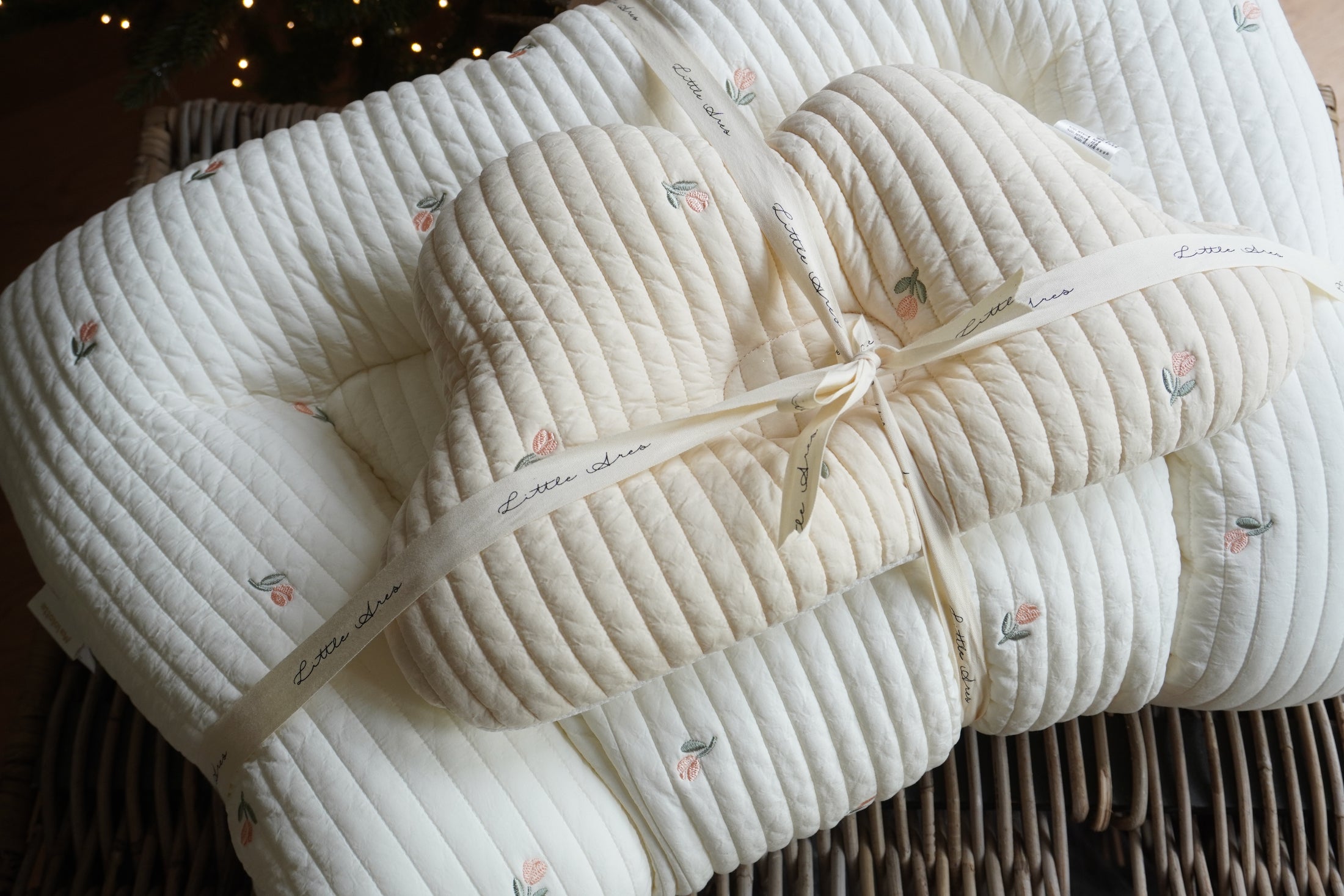 Christmas Gift | Baby Lounger & Cloud Pillow