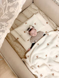 Load image into Gallery viewer, Velboa Blanket | Bear
