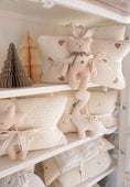 Load image into Gallery viewer, Christmas Gift | Set I- Nap bed Dream with organic doll
