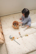 Load image into Gallery viewer, Fluffy cloud bed | Tulip
