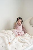 Load image into Gallery viewer, Velboa Blanket | Olive
