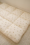 Load image into Gallery viewer, Fluffy cloud bed | Olive
