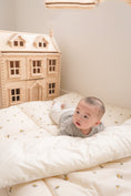 Load image into Gallery viewer, Fluffy cloud bed | Olive
