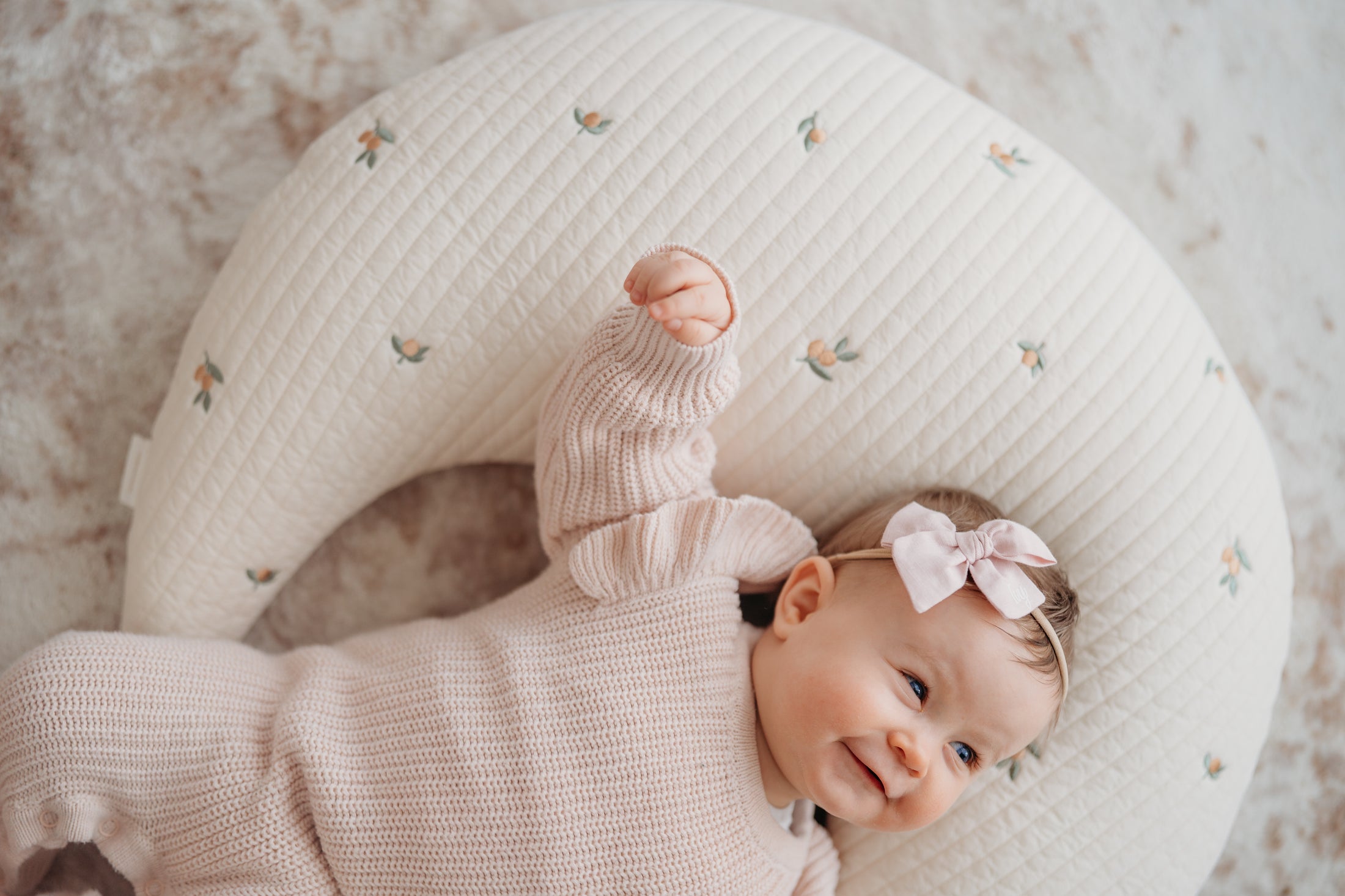 Hypoallergenic Moon Pillow | Olive