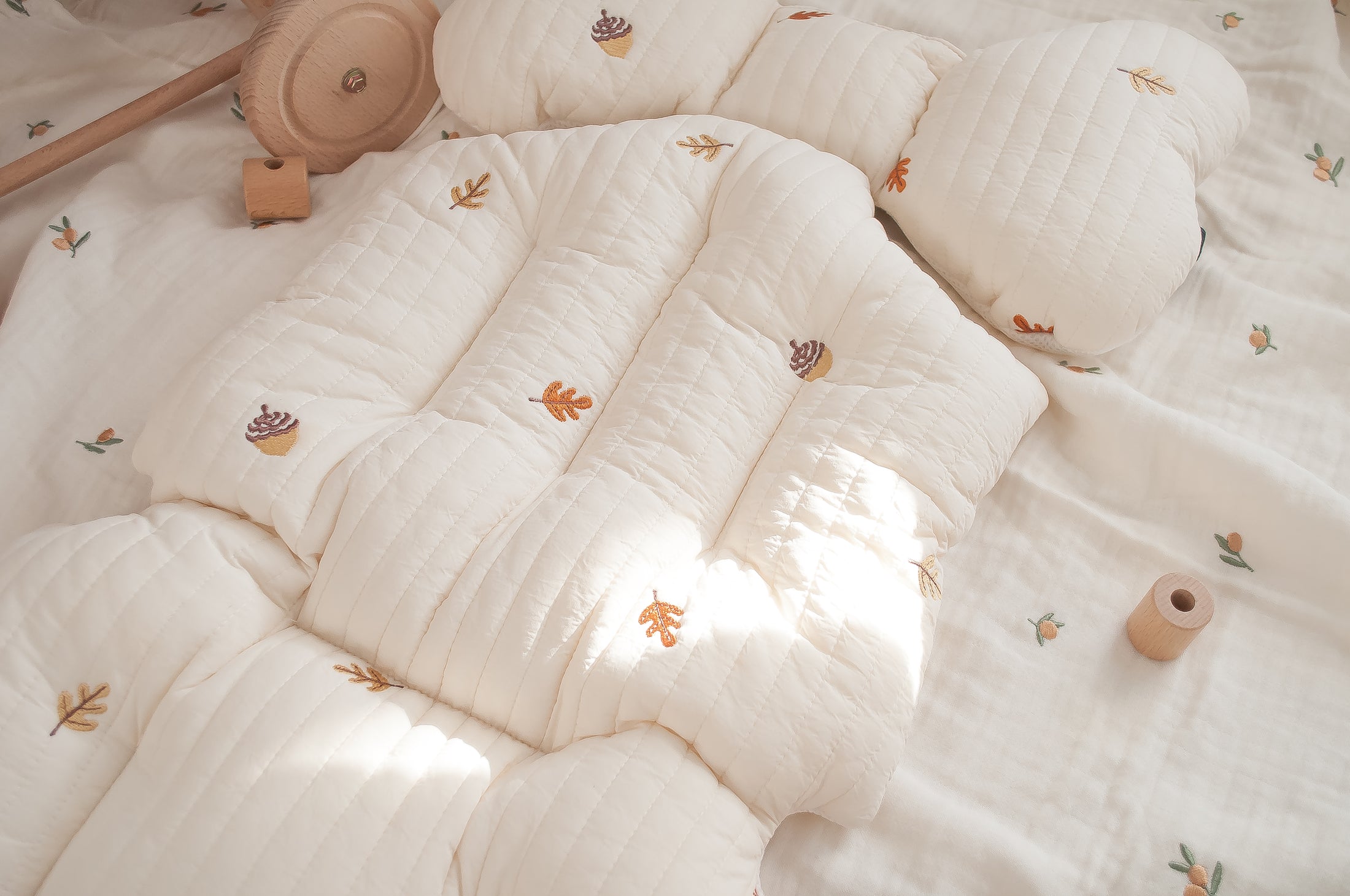 Pram Liner | Maple Acorn