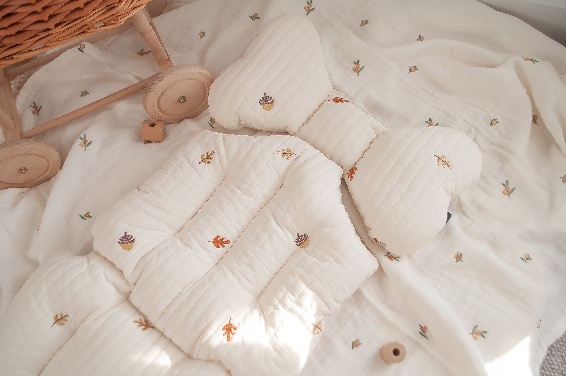 Pram Liner | Maple Acorn