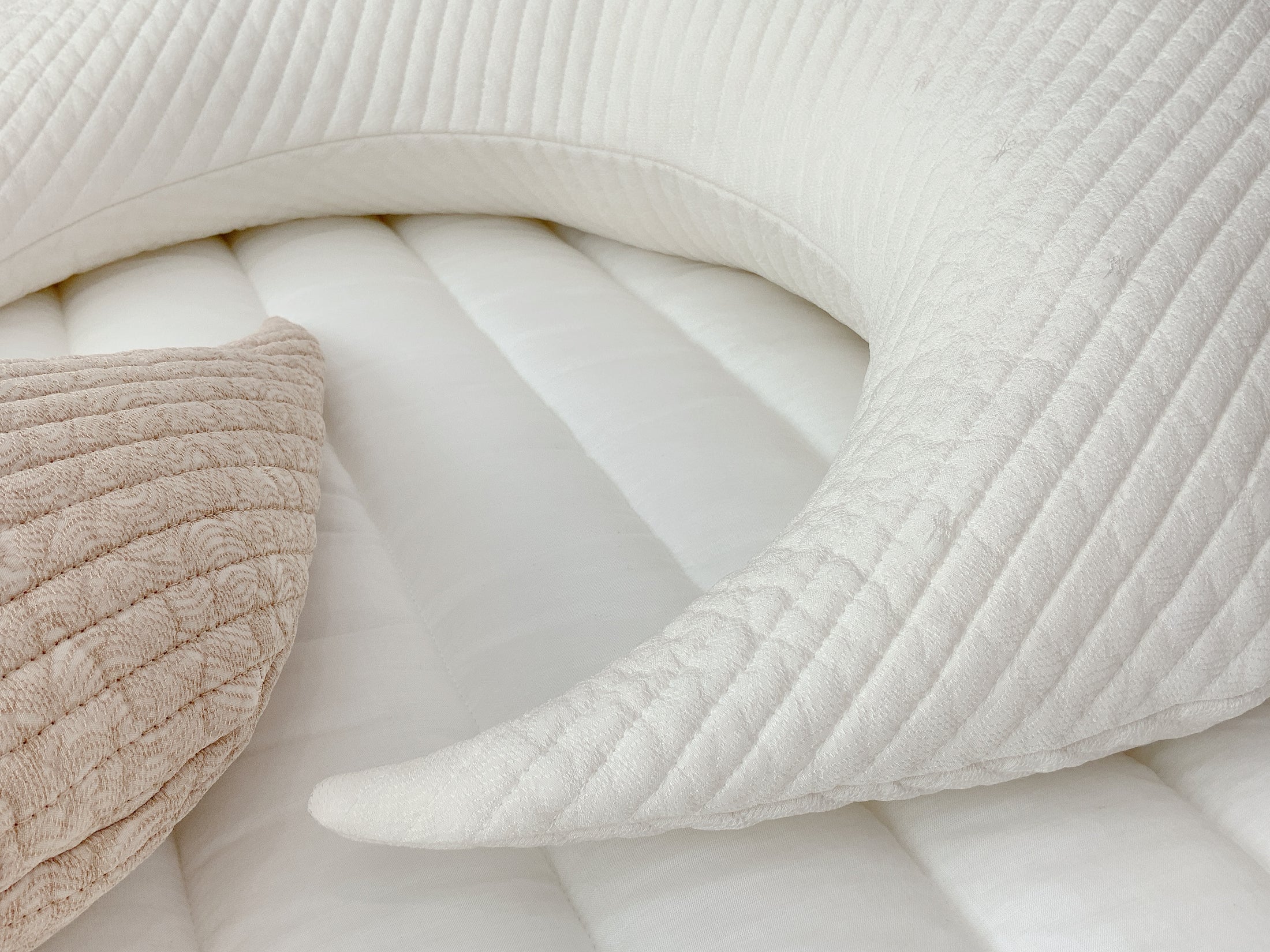 Hypoallergenic Moon Pillow | Khaki