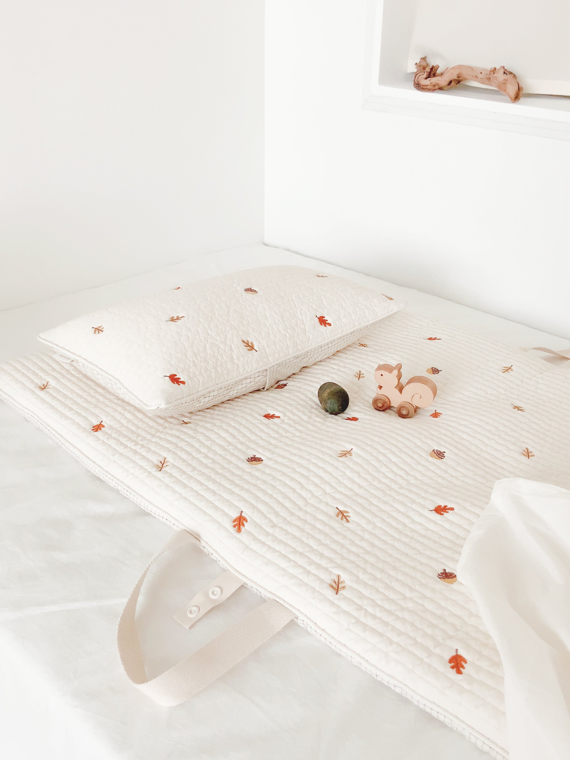 Quilted Nap Bed | Maple Acorn