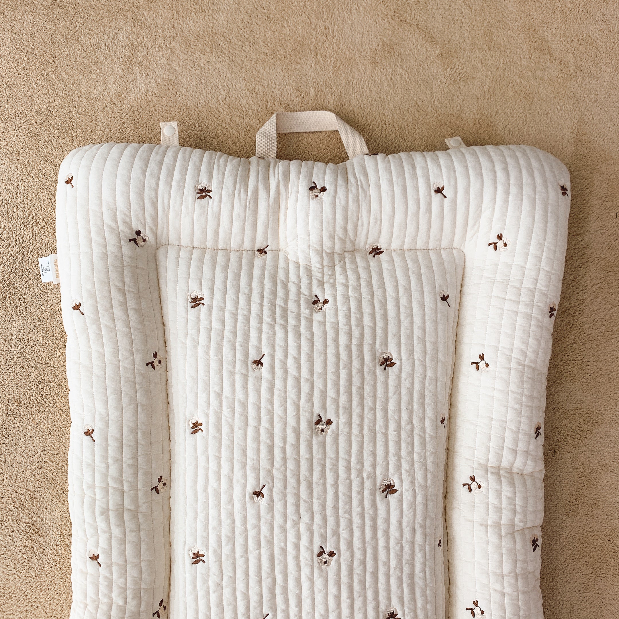 Hypoallergenic Baby Lounger | Cotton Flower