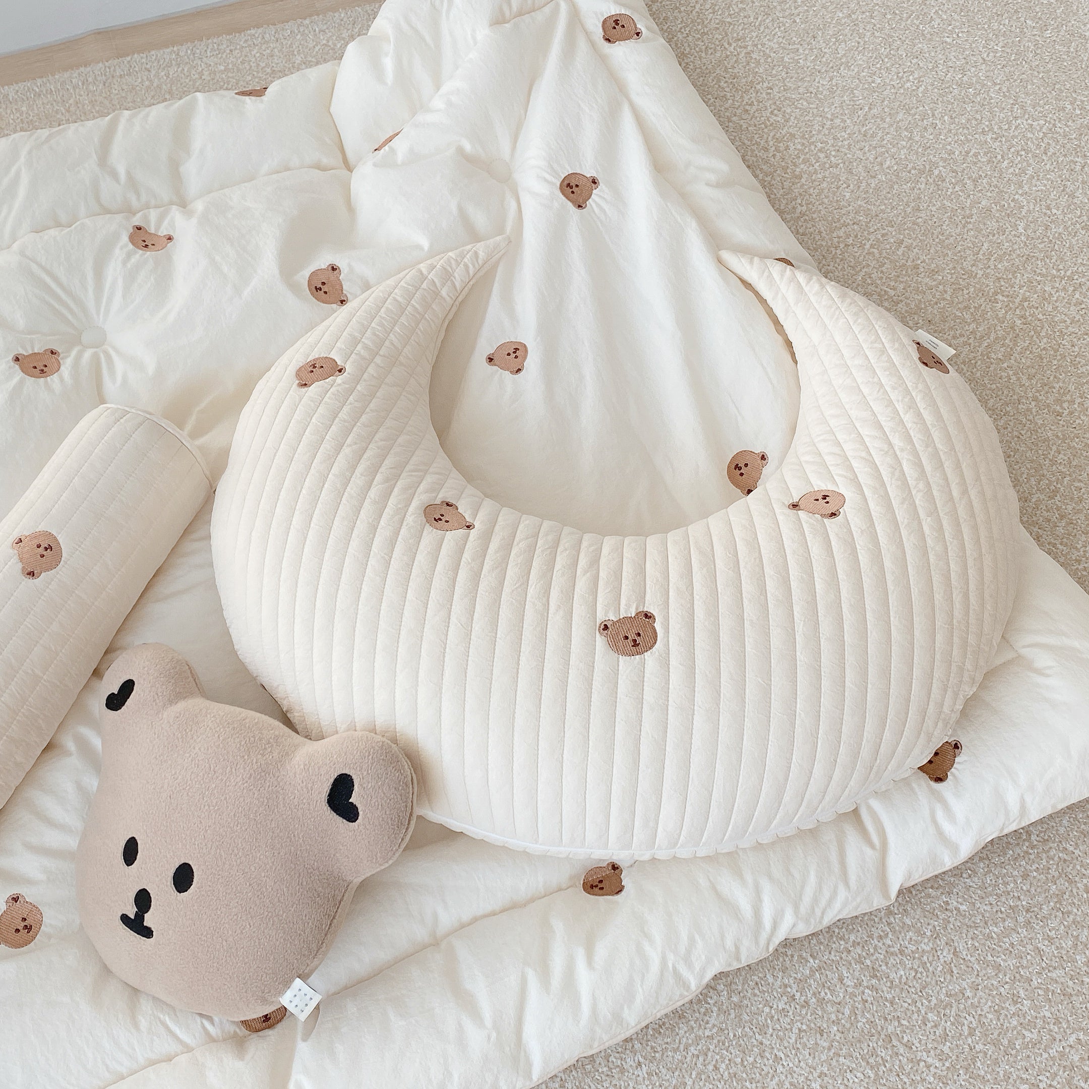 Hypoallergenic Moon Pillow | Bear